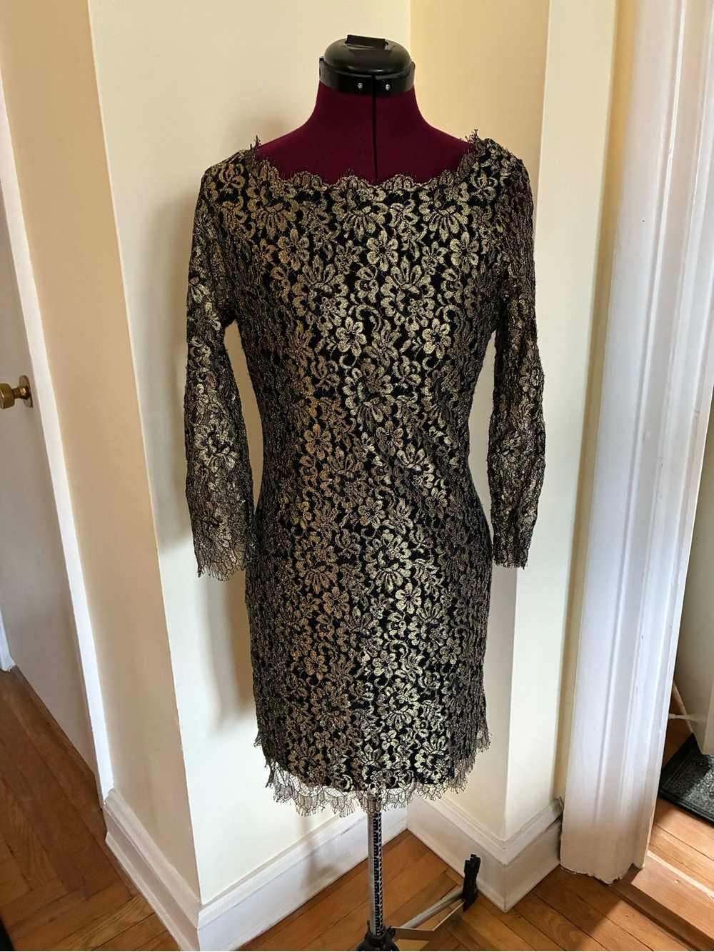 DVF Diane Von Furstenberg Zarita Black and Gold Lace Sheath Dress